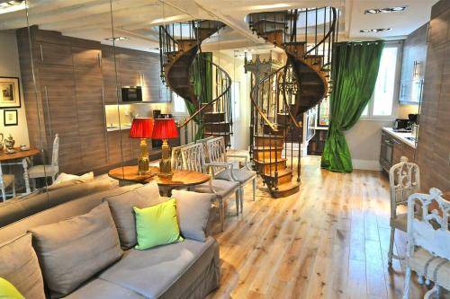 Photo of Livingroom in Sorbonne