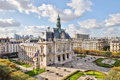 Photo of Others in Levallois-Perret