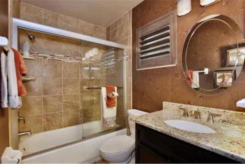 Photo of Bathroom in Mill Run