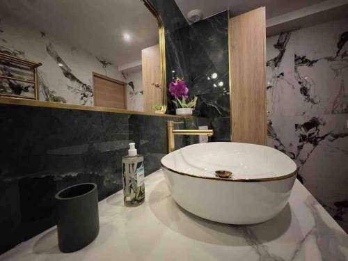 Photo of Bathroom in Montevrain