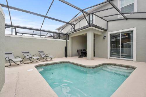 Photo of Patio Balcony in Groveland