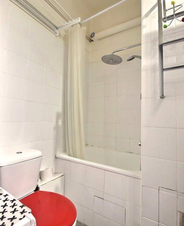 Photo of Bathroom in Chaussee-d'Antin