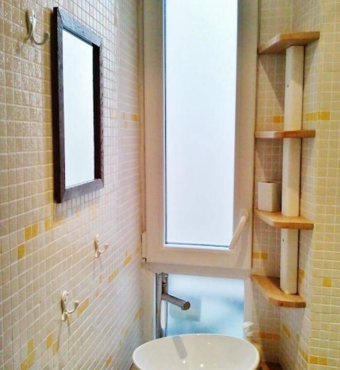 Photo of Bathroom in Latin