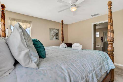 Photo of Bedroom in Trafalgar Village