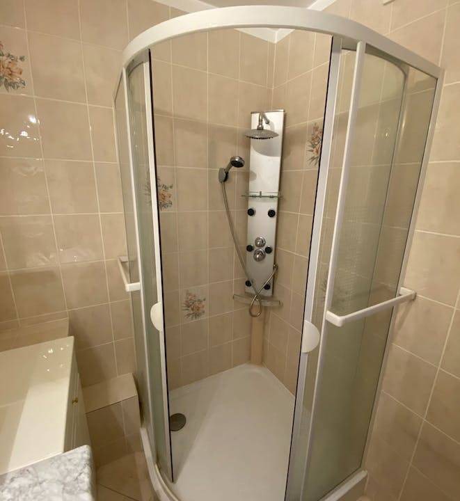 Photo of Bathroom in Saint-Denis