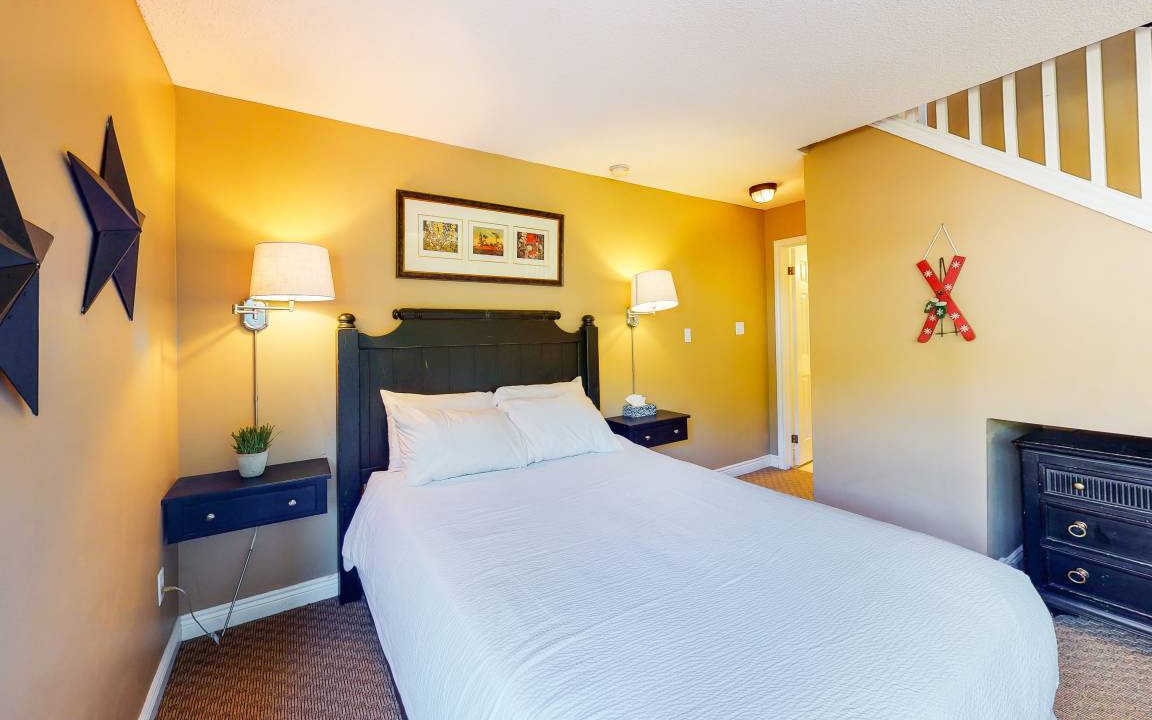 Photo of Bedroom in Craigleith