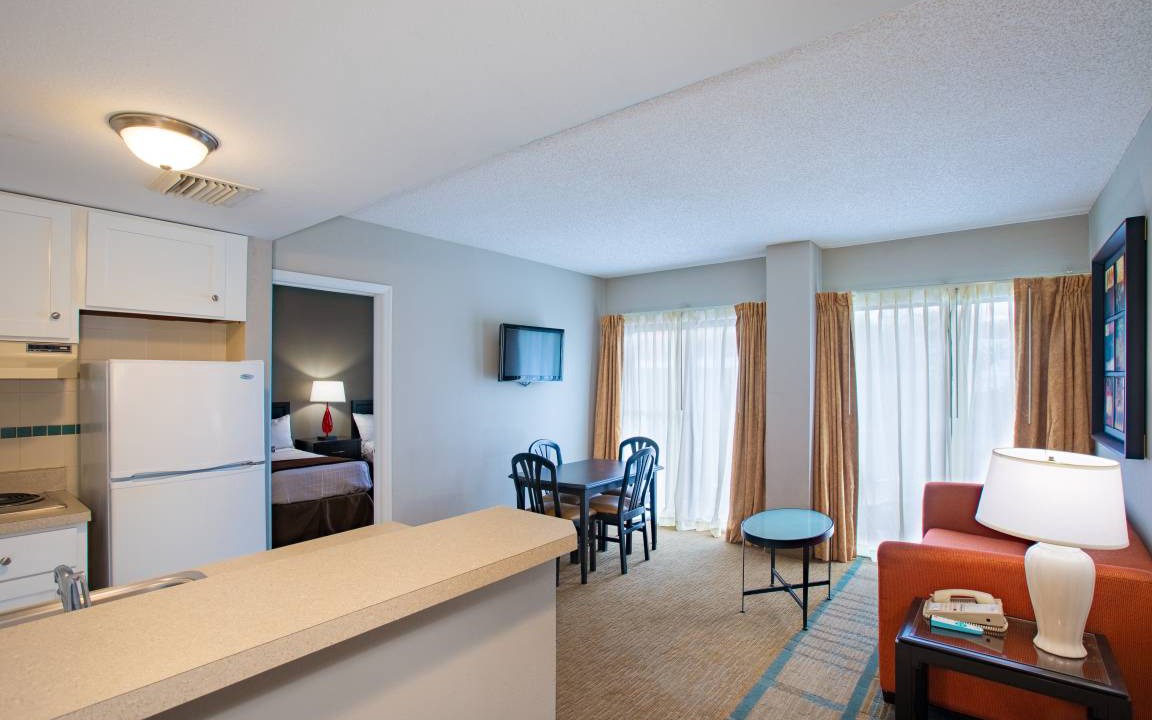 Photo of Livingroom in Florida Center