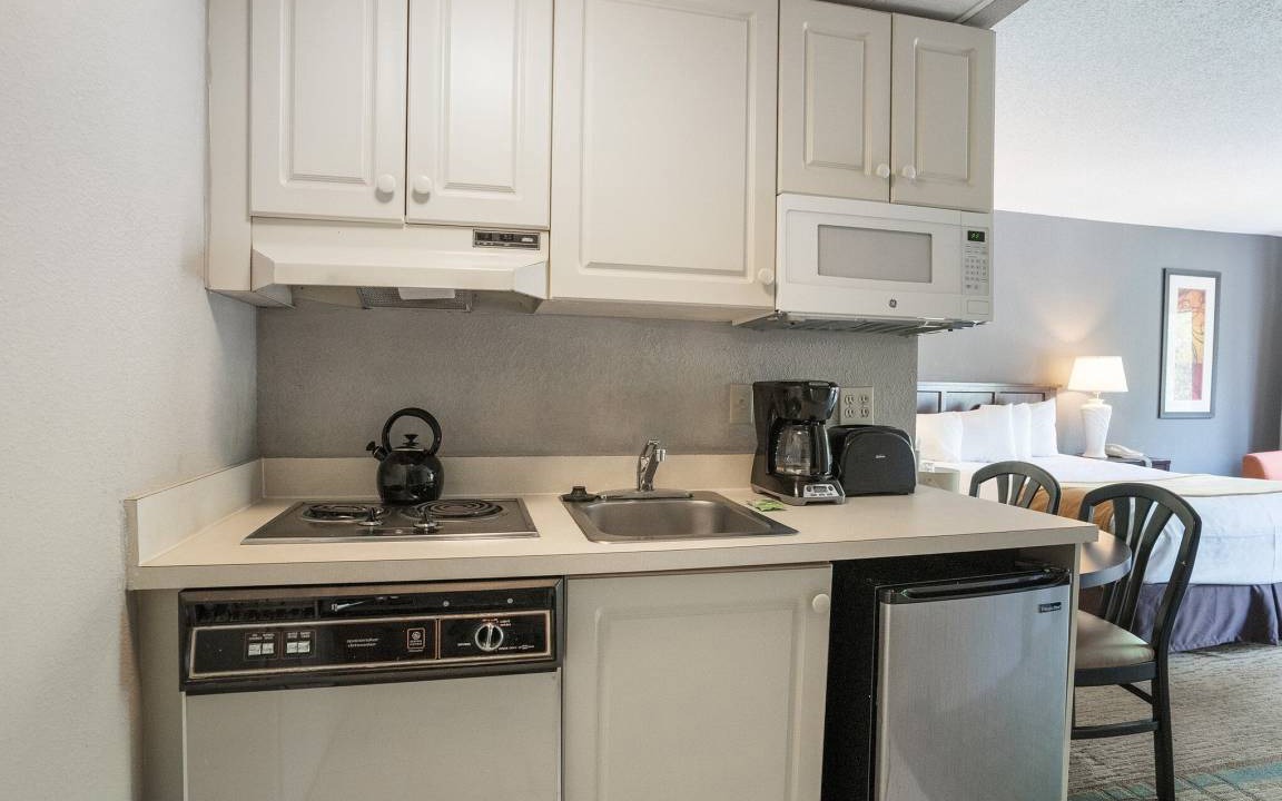 Photo of Kitchen in Florida Center