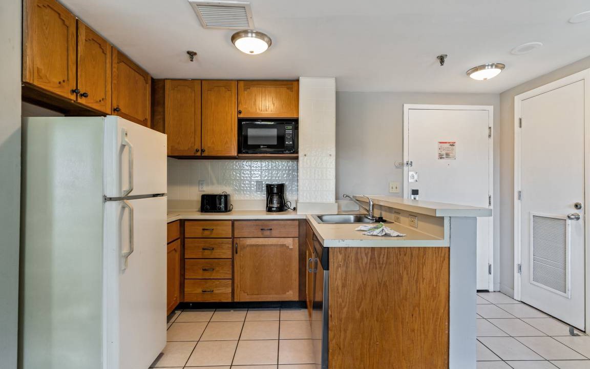Photo of Kitchen in Florida Center