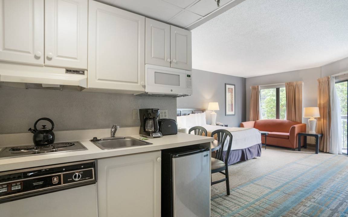 Photo of Kitchen in Florida Center