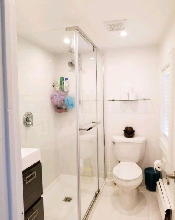 Photo of Bathroom in Parkdale