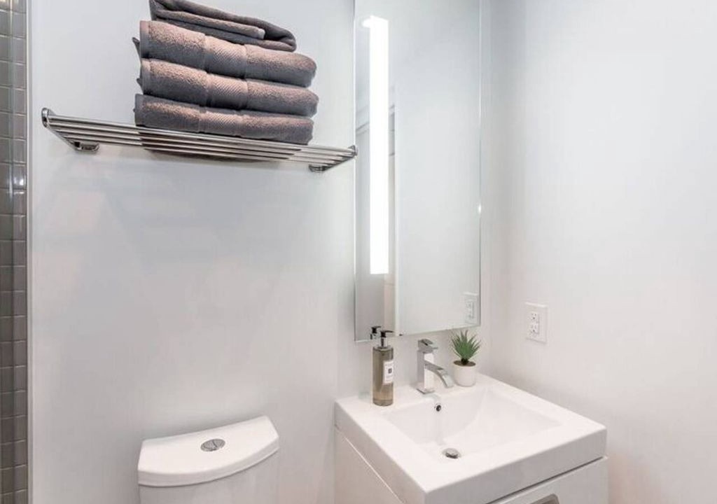 Photo of Bathroom in Niagara