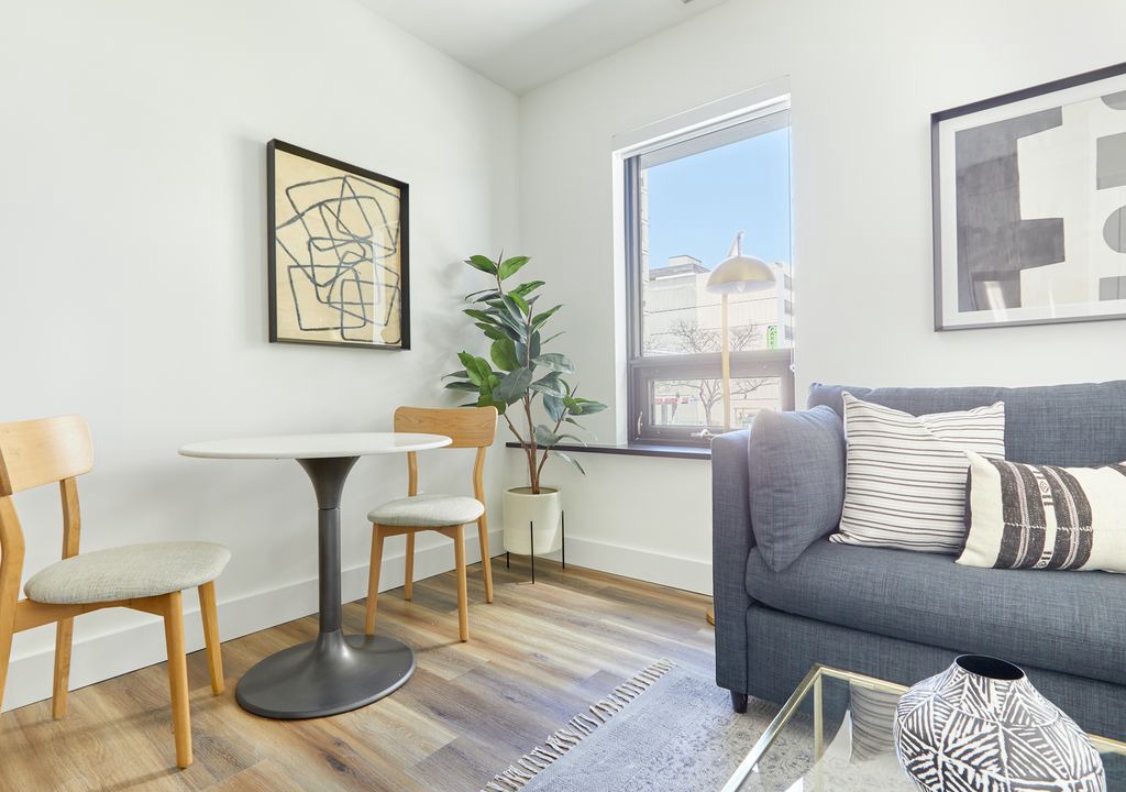 Photo of Livingroom in Grange Park