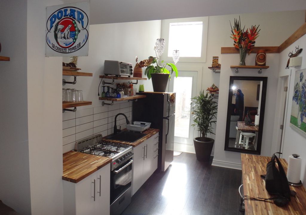 Photo of Livingroom in Cabbagetown