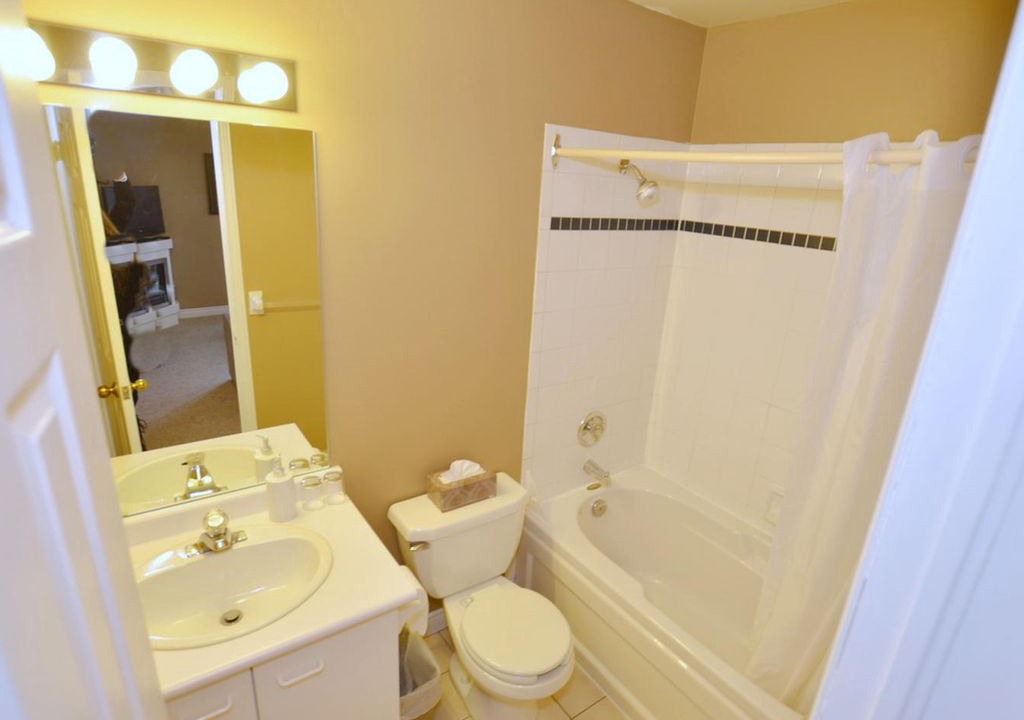 Photo of Bathroom in Craigleith
