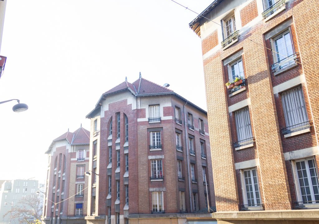 Photo of Buildings in Plaisance