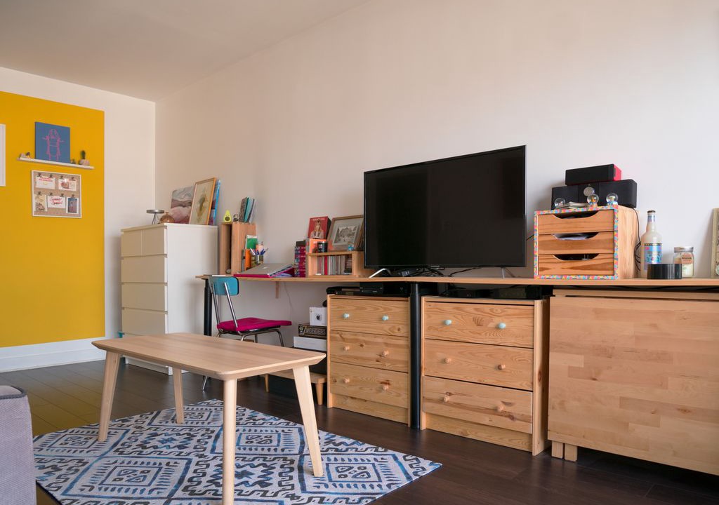 Photo of Livingroom in Republique–Point-du-Jour