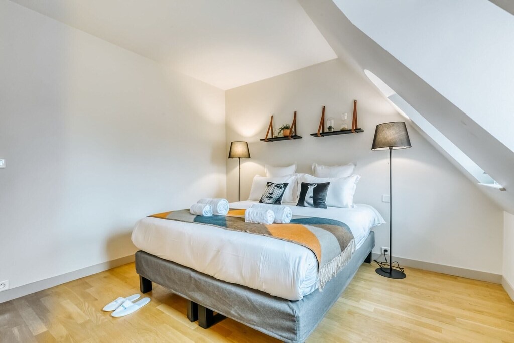 Photo of Bedroom in Champs-Elysees