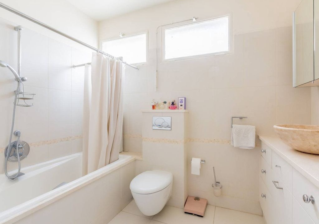 Photo of Bathroom in Grenelle