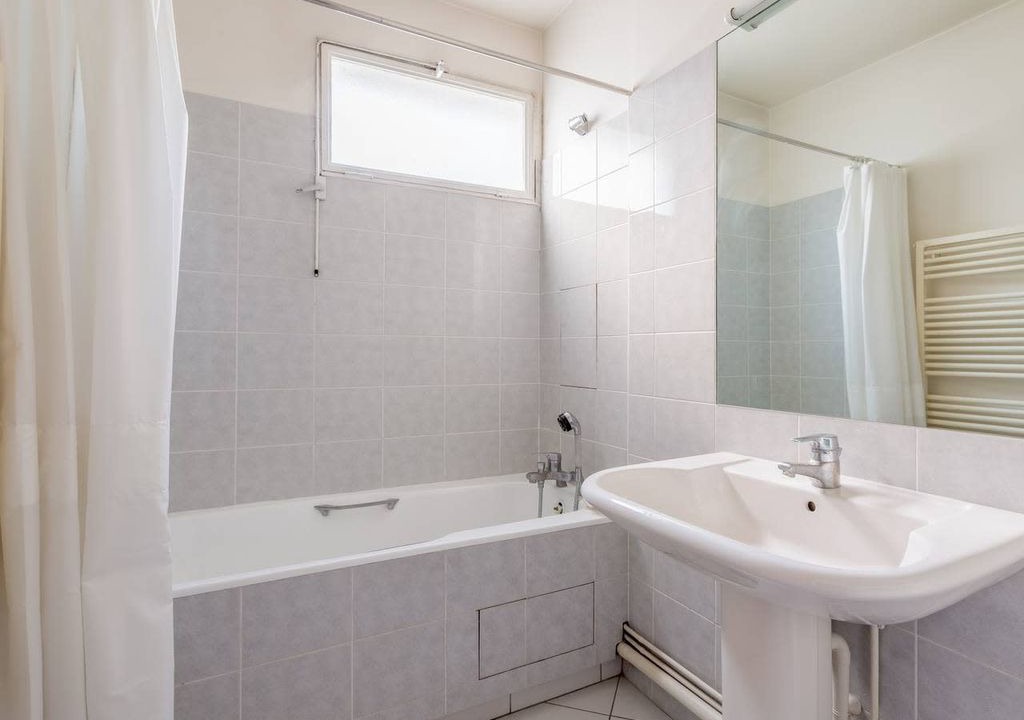 Photo of Bathroom in Grenelle