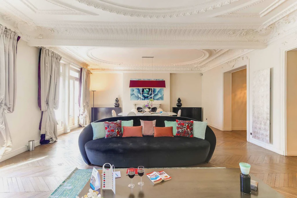 Photo of Livingroom in Champs-Elysees