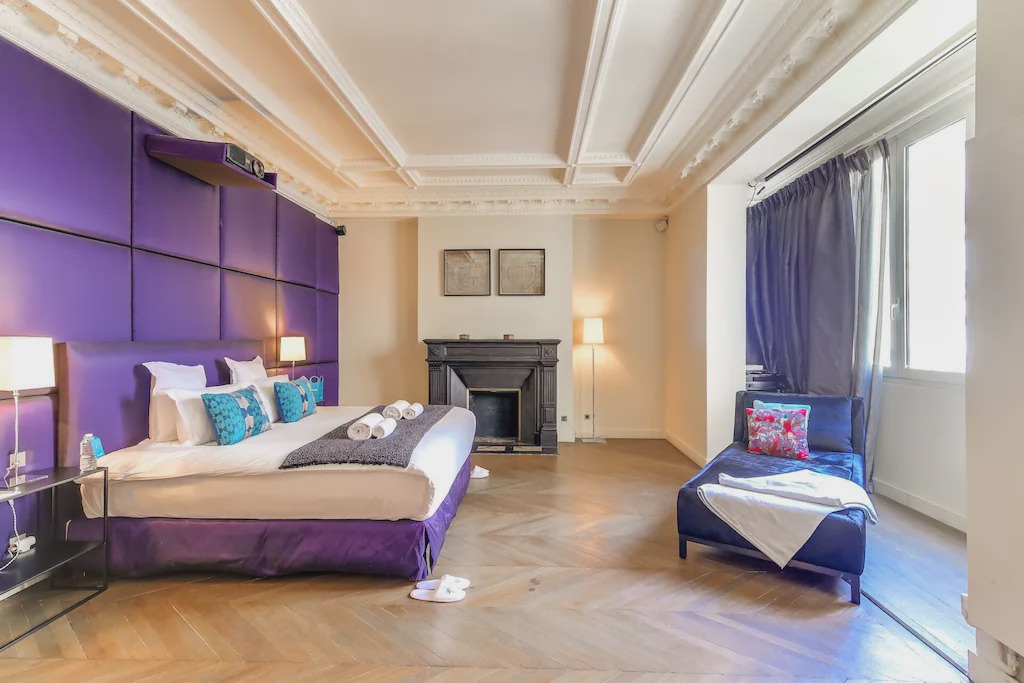 Photo of Bedroom in Champs-Elysees