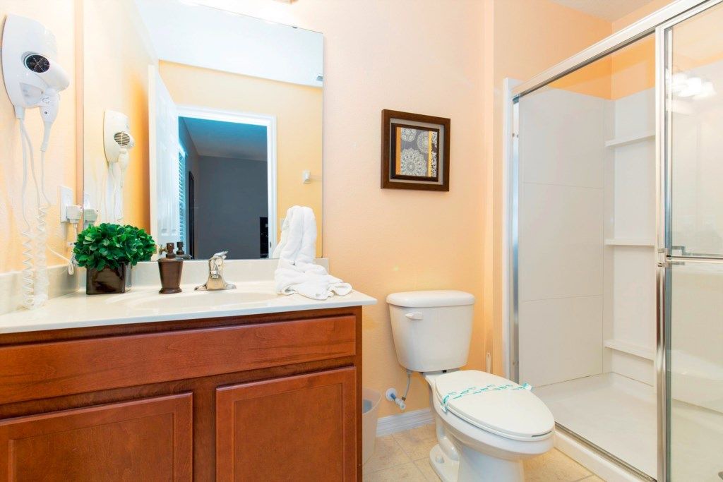 Photo of Bathroom in Seasons