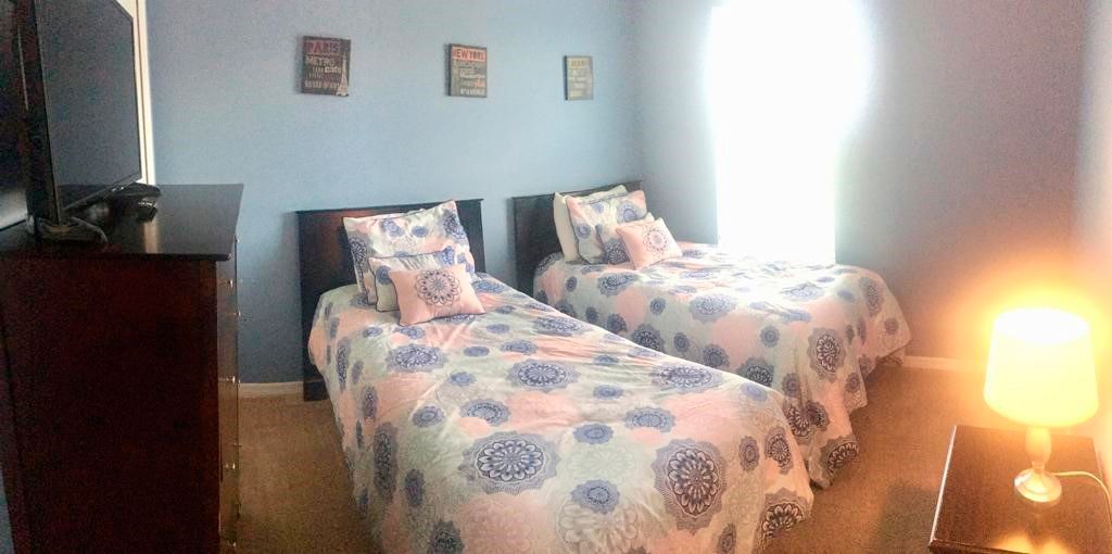 Photo of Bedroom in Seasons