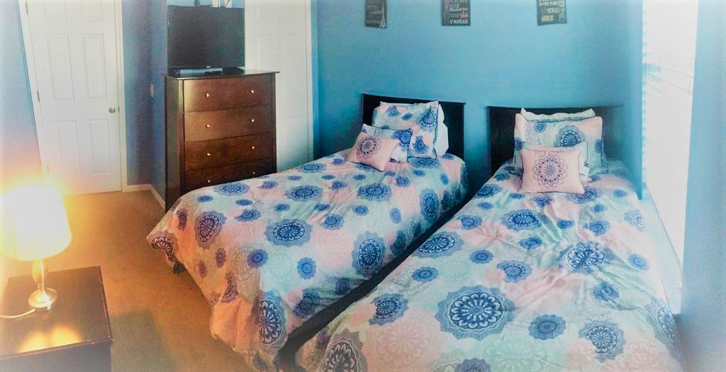 Photo of Bedroom in Seasons