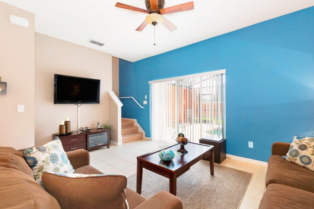 Photo of Livingroom in Seasons