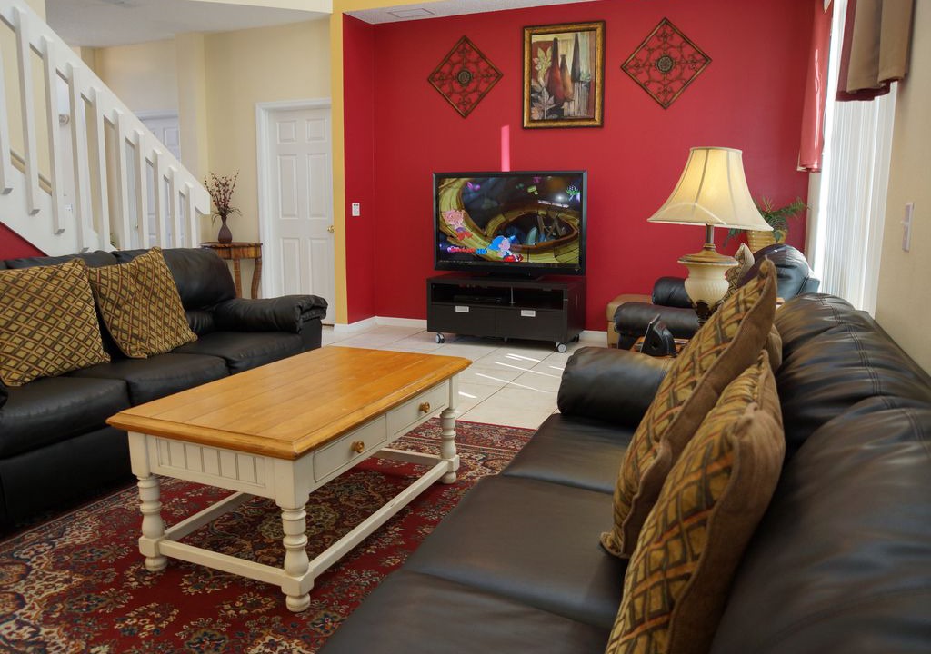 Photo of Livingroom in Crescent Lakes