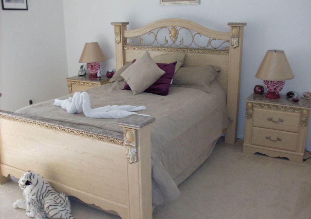 Photo of Bedroom in Windward Cay