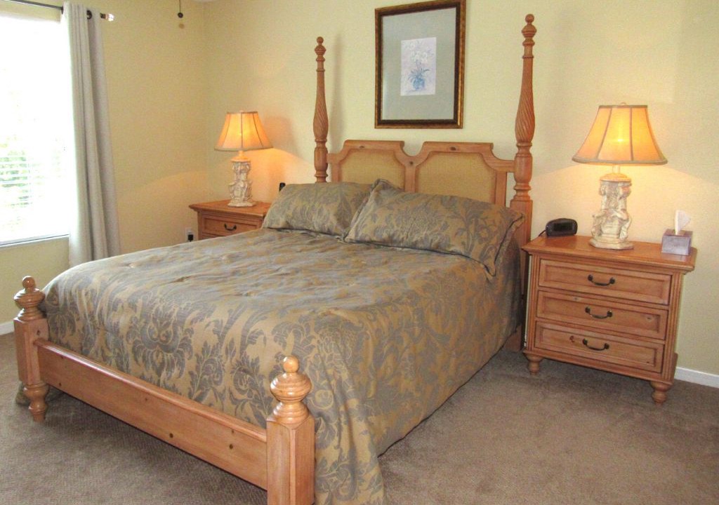 Photo of Bedroom in Lake Berkley