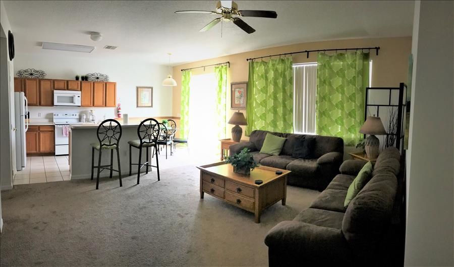 Photo of Livingroom in Windwood Bay