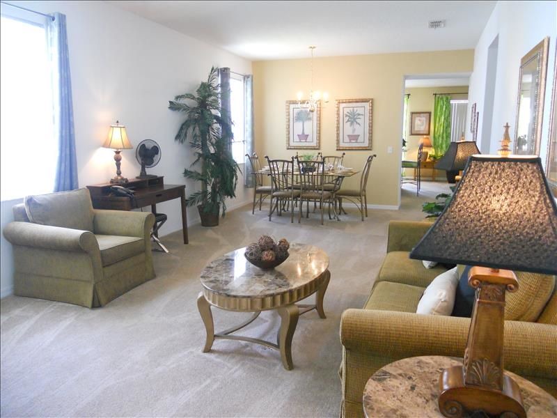 Photo of Livingroom in Windwood Bay