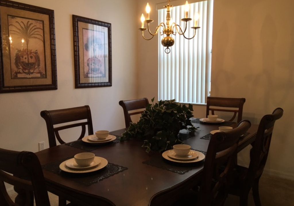 Photo of Livingroom in Windwood Bay