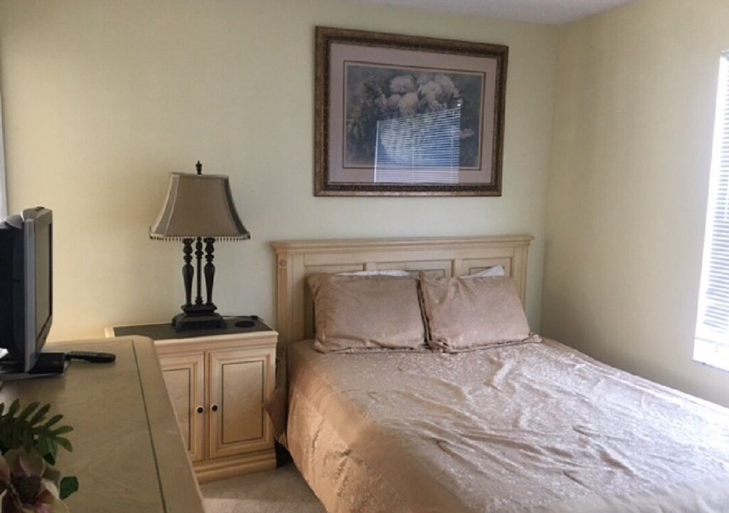 Photo of Bedroom in Seasons