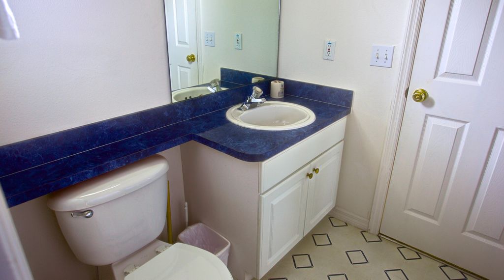 Photo of Bathroom in Sunset Lakes
