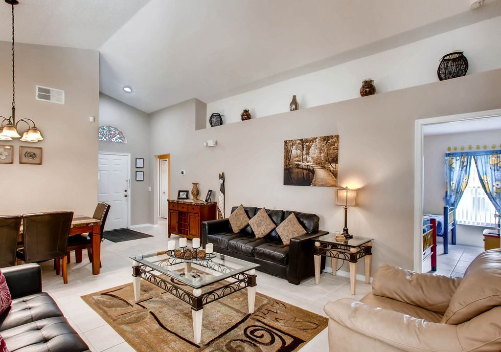 Photo of Livingroom in Florida Pines
