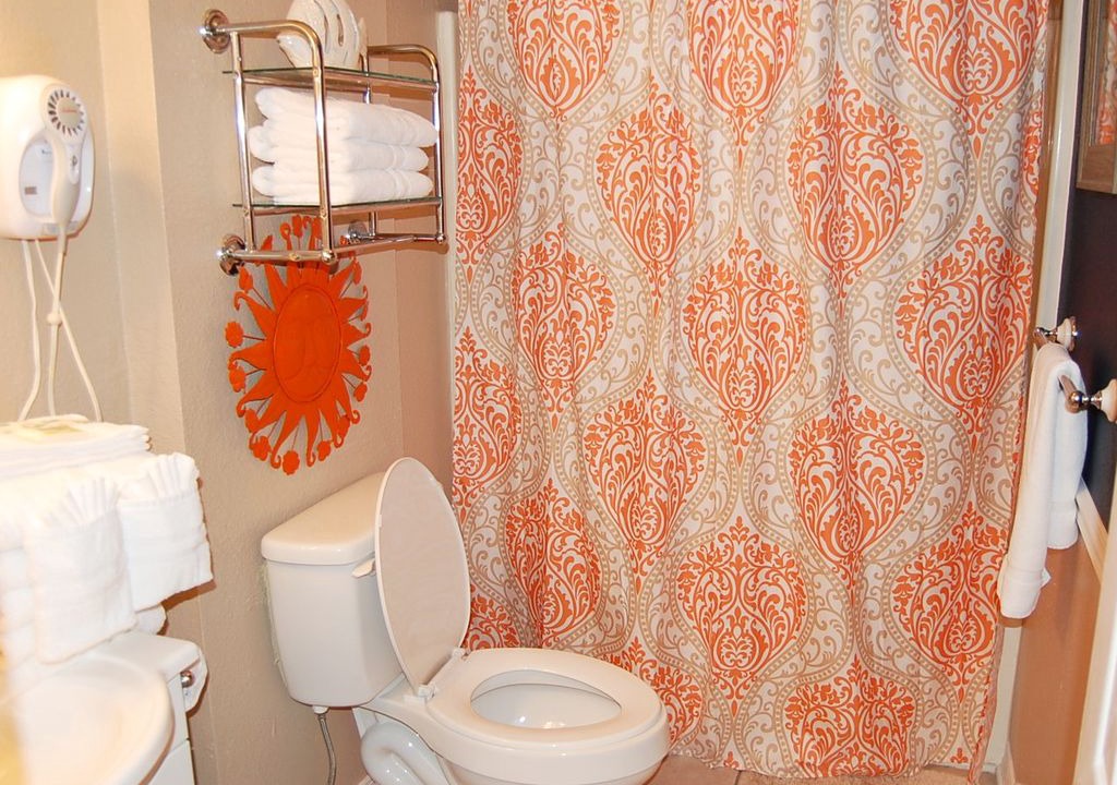Photo of Bathroom in Gulf Shores