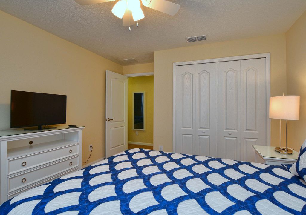 Photo of Bedroom in Gulf Shores