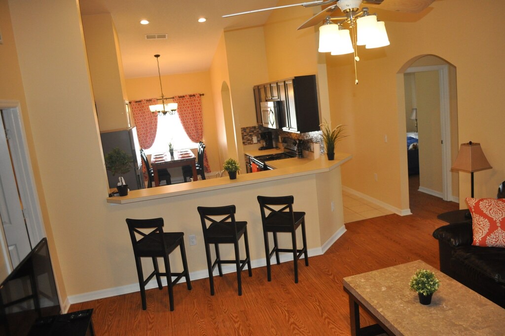 Photo of Livingroom in Hillcrest Estates