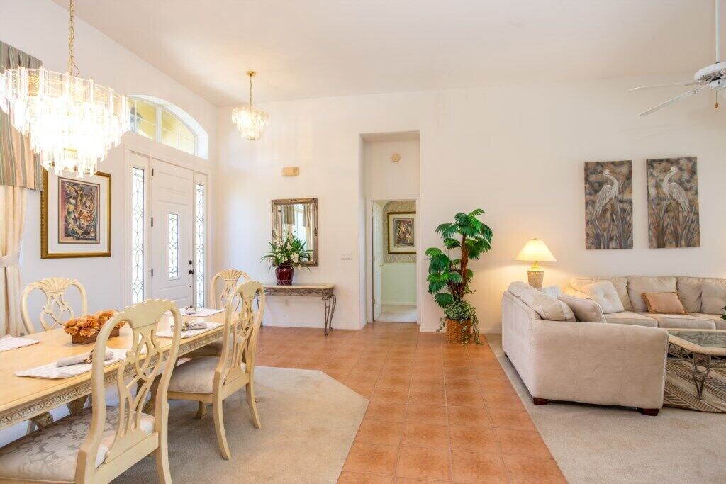 Photo of Livingroom in Ridgewood Lakes
