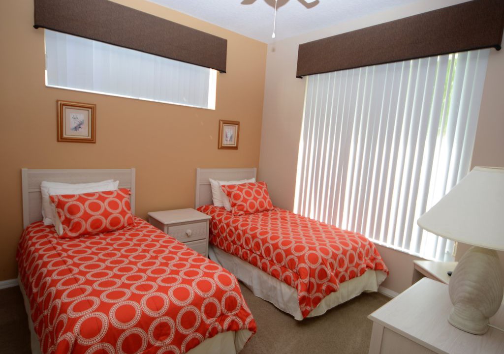 Photo of Bedroom in Sunset Lakes