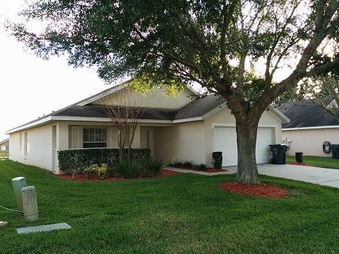 Photo of Buildings in Florida Pines