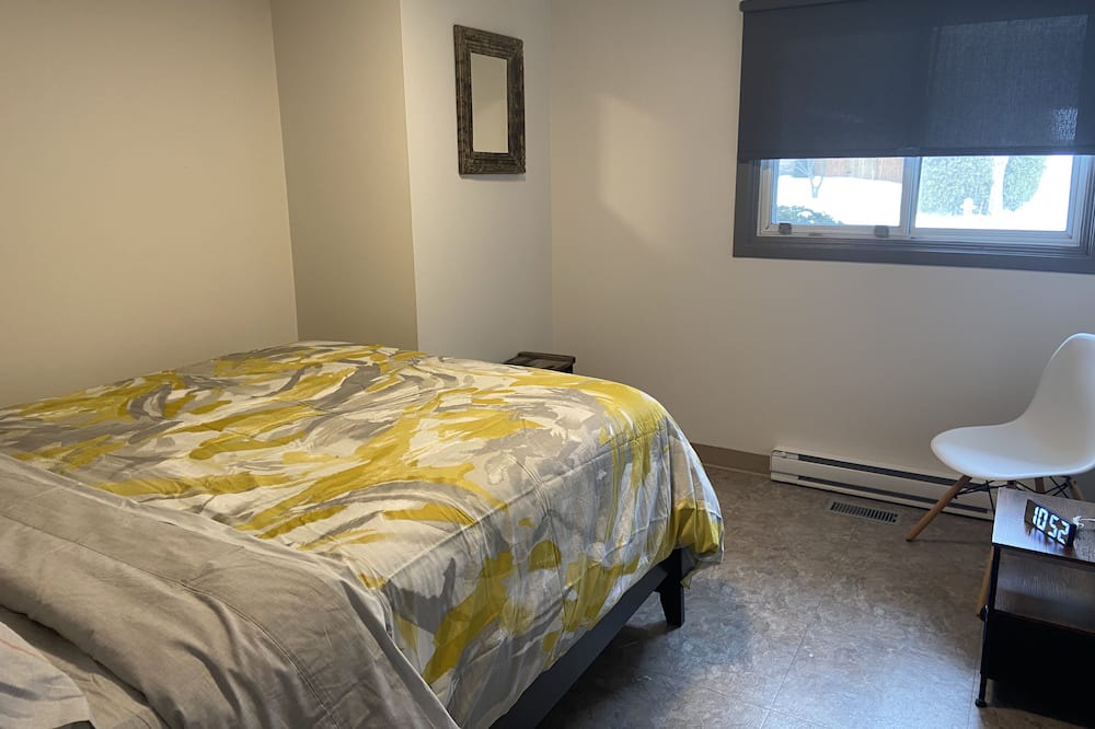 Photo of Bedroom in Kincardine