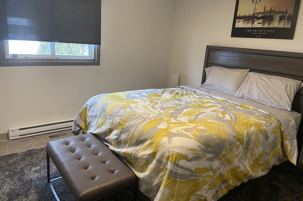 Photo of Bedroom in Kincardine