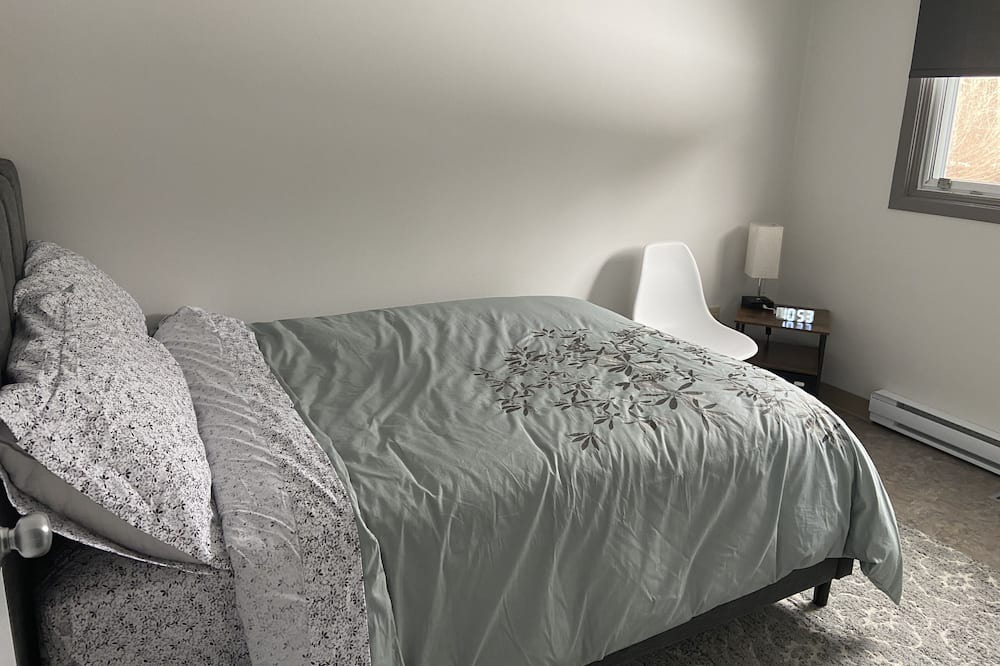 Photo of Bedroom in Kincardine