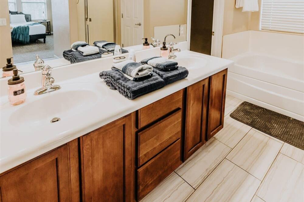 Photo of Bathroom in Northgate