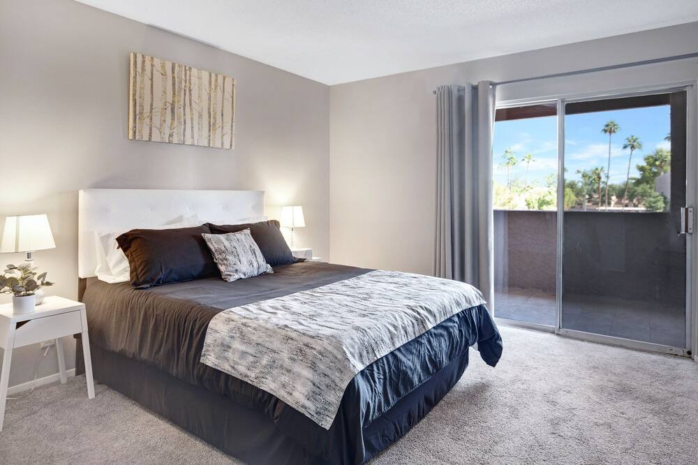 Photo of Bedroom in Mesa Grande